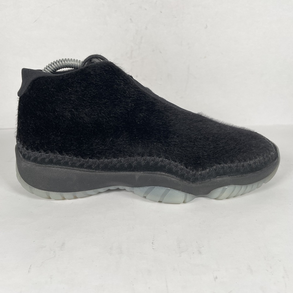 Jordan Future Lifestyle Sneakers Womens Size 8.5 Black Fur Lace Up Casual Shoes